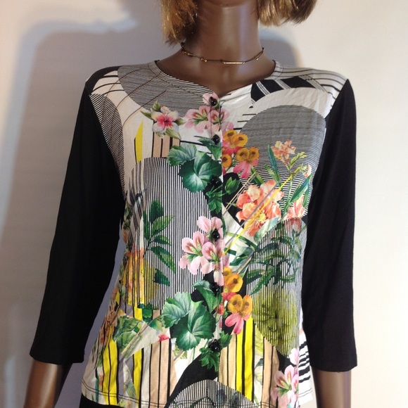 Daniele Fabri Fall/Summer Button Up Sweater - Picture 1 of 7